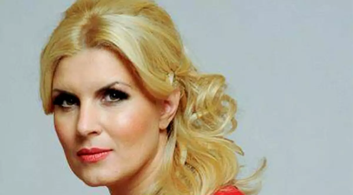 DE NECREZUT! Elena Udrea susţine că UN POLITICIAN CELEBRU de la noi a făcut O OBSESIE pentru ea! Vezi despre CINE este vorba!