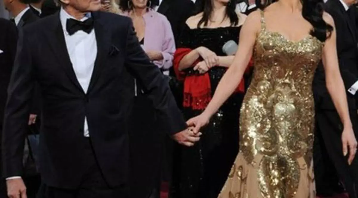 S-AU DESPĂRŢIT, dar se gândesc foarte serios la ÎMPĂCARE