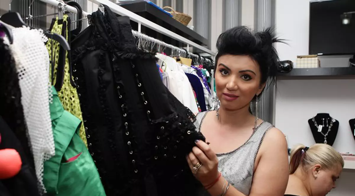 Adriana Bahmuțeanu este precaută de data asta. Ce spune despre bărbatul alături de care a fost surprinsă