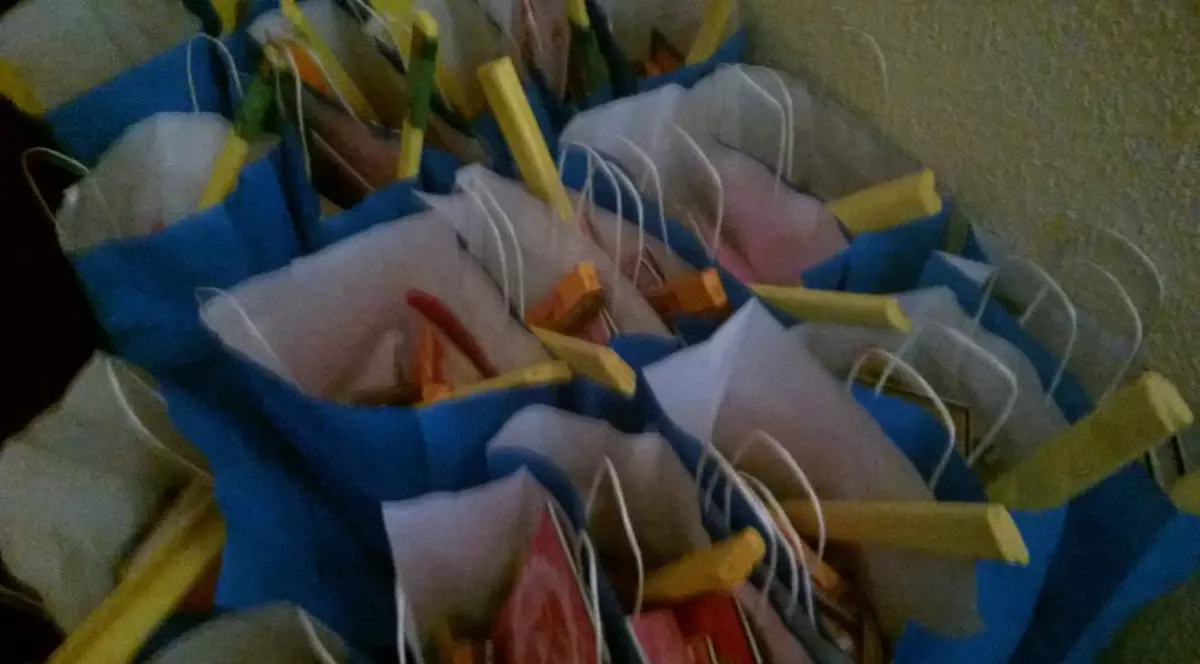 Angajaţii de la ”Interne” vor dona rechizite copiilor din Galaţi afectaţi de inundaţii