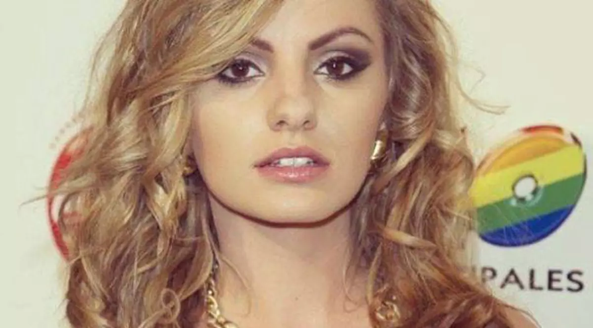Alexandra Stan a dat cu piciorul la 10.000 de dolari! 