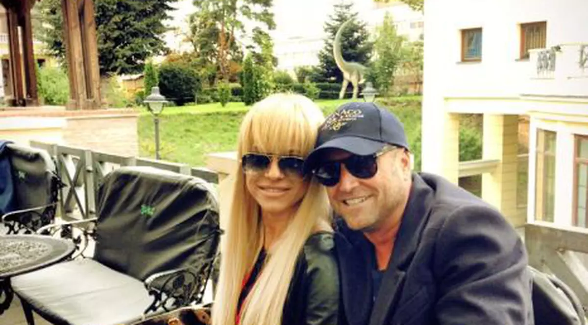 DECLARAŢIE ŞOC: "Relaţia dintre Cătălin Botezatu şi Anda Adam ESTE O FĂCĂTURĂ"