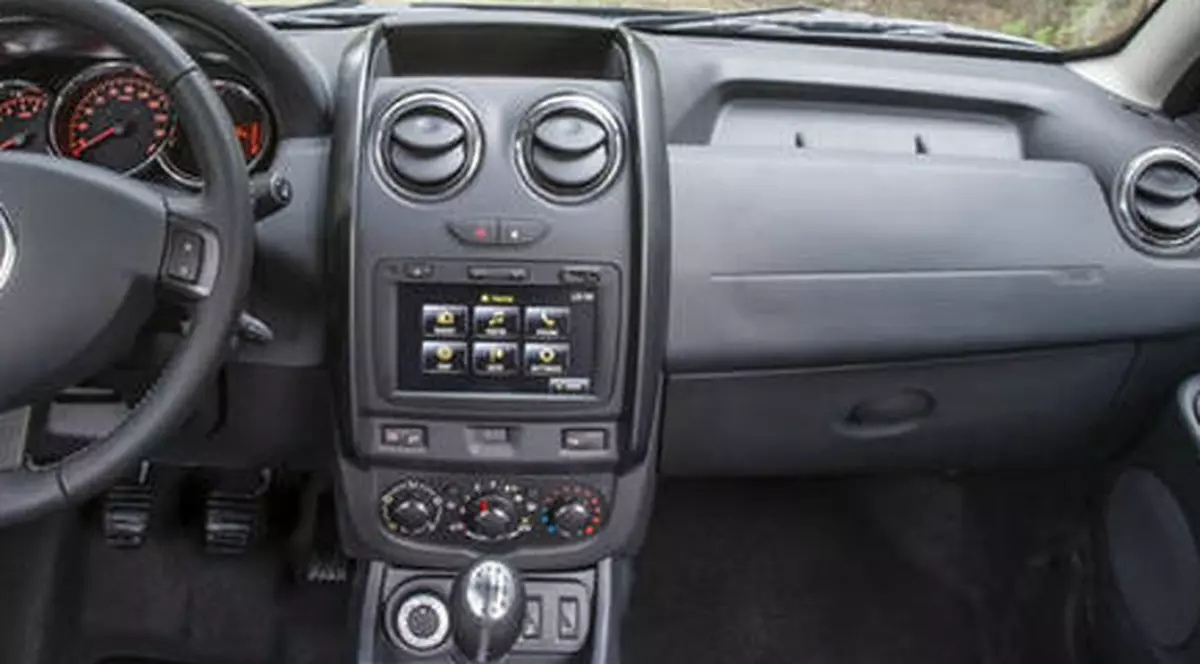 Află de la ce model a ”furat” noul Duster interiorul