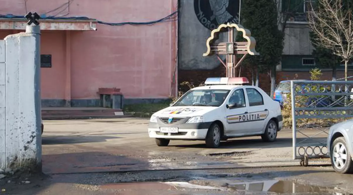 Paznic bătut crunt de un grup de hoţi, în Valea Jiului