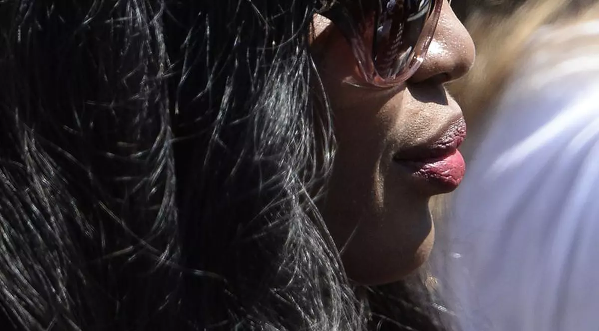 Oboseala, bat-o vina! Naomi Campbell a adormit în timpul unui interviu