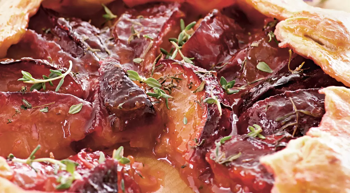 Plăcintă aromată cu prune