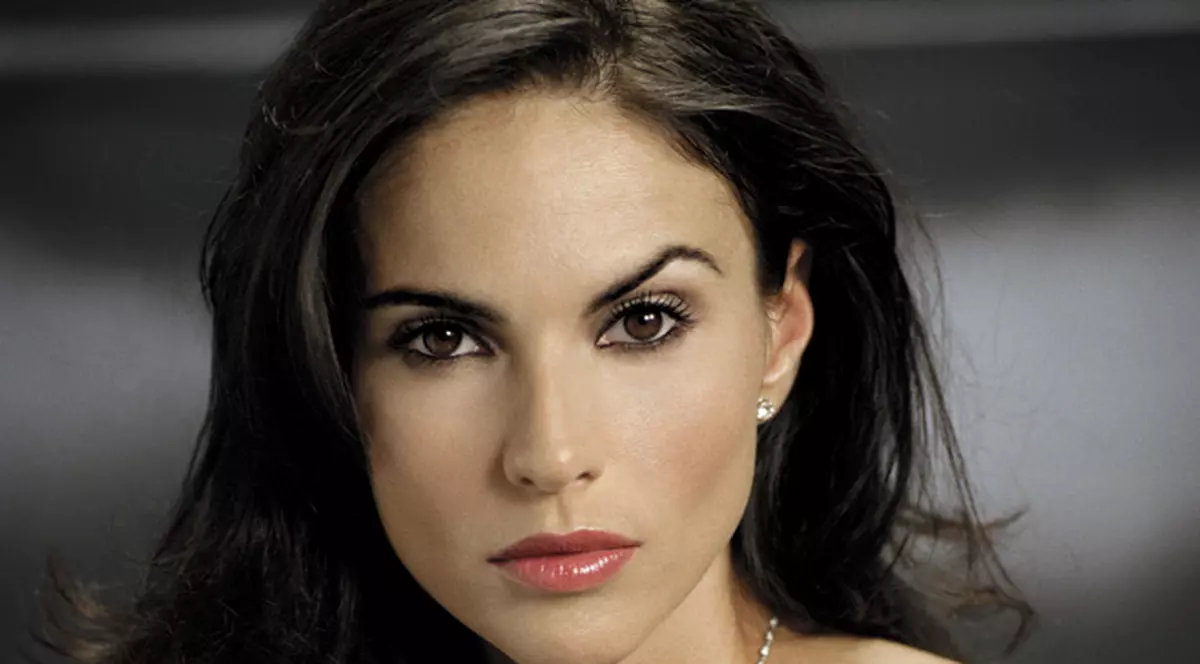 Ramona Bădescu revine în România. Ghici de ce!