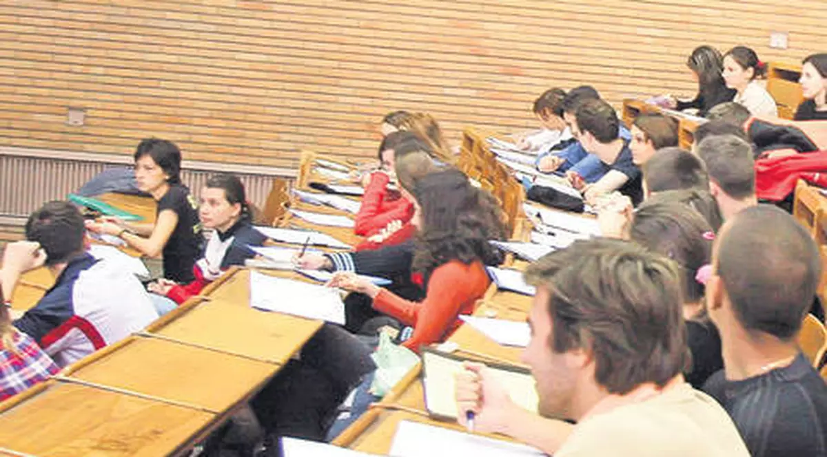 Vrei să studiezi în Europa? Află ce trebuie să faci! 