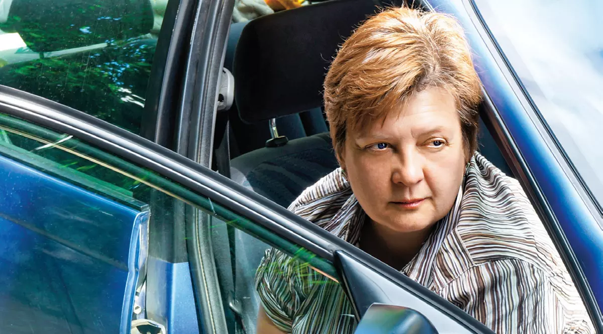 "Nu pot achita taxa de înmatriculare"