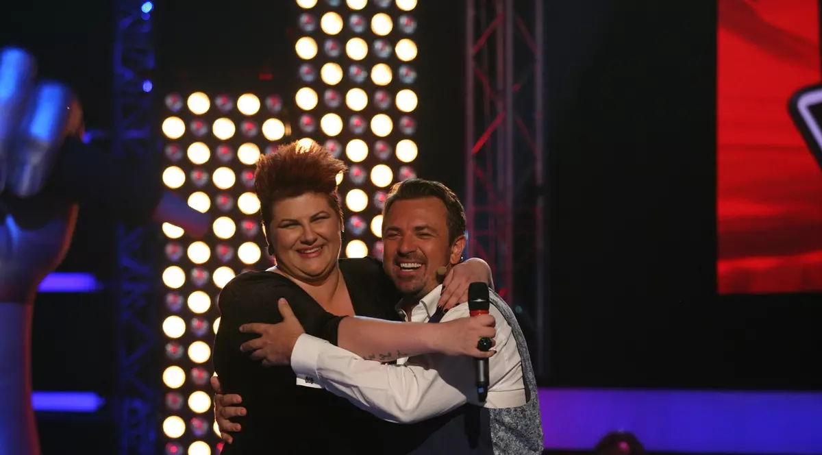 VOCEA ROMÂNIEI. Juriul, PUS ÎN DIFICULTATE: "E BĂRBAT sau FEMEIE?"