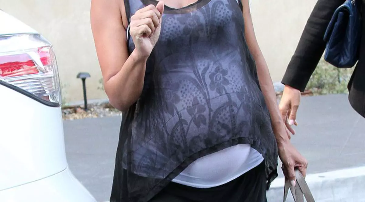 Actriţă CELEBRĂ, pentru A DOUA OARĂ MAMĂ, la 47 de ani