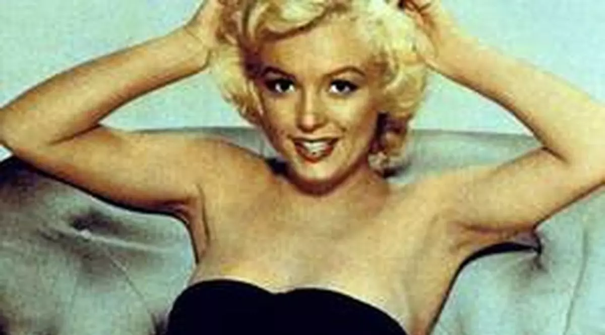Va fi cunoscut TRECUTUL MEDICAL al celei mai CELEBRE BLONDE! Secretele ei ascund DETALII SENZAŢIONALE | FOTO