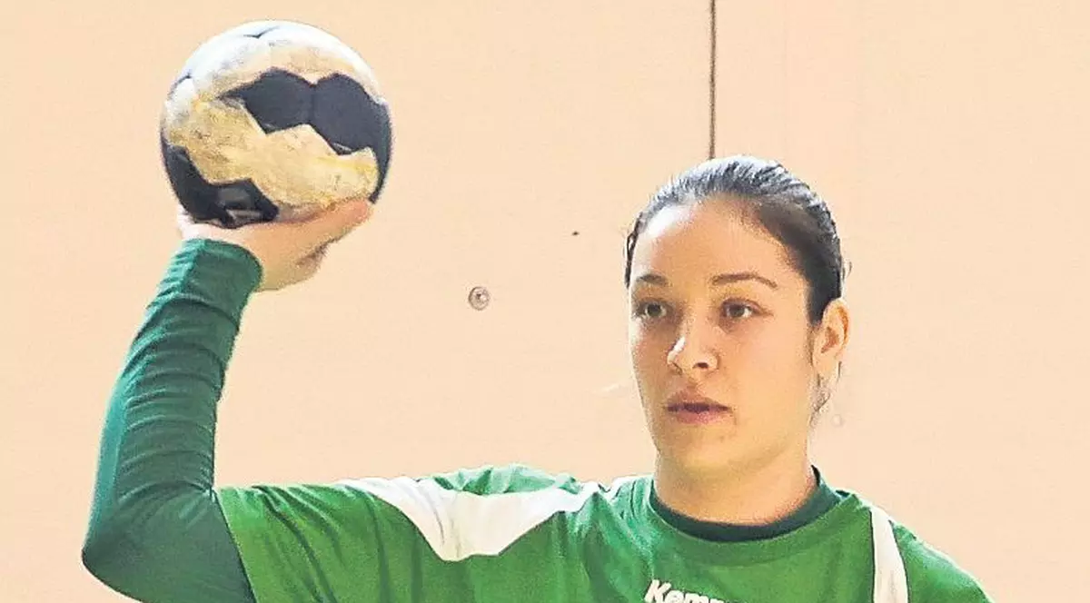 Portăriţa Mihaela Băbeanu: «De mine nu se trece!»