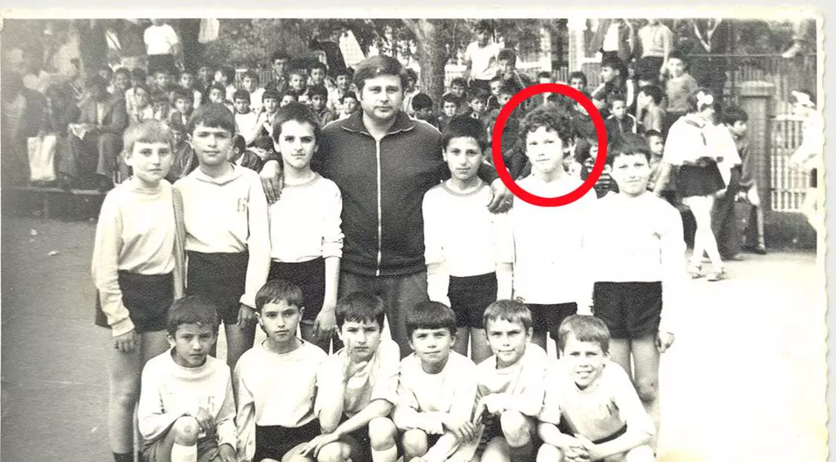 FOTOGRAFIE DE COLECŢIE cu un fost ministru de Justiţie!