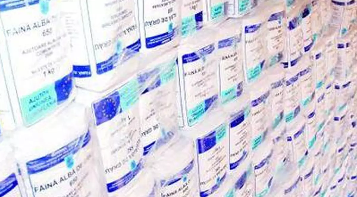 Vin cutiile cu ajutoare alimentare de la Uniunea Europeană