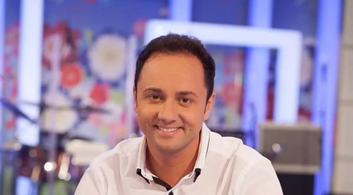 Cătălin Măruţă: "Sunt SCEPTIC privind incendiara relaţie "amoroasă" dintre Anda şi Bote"