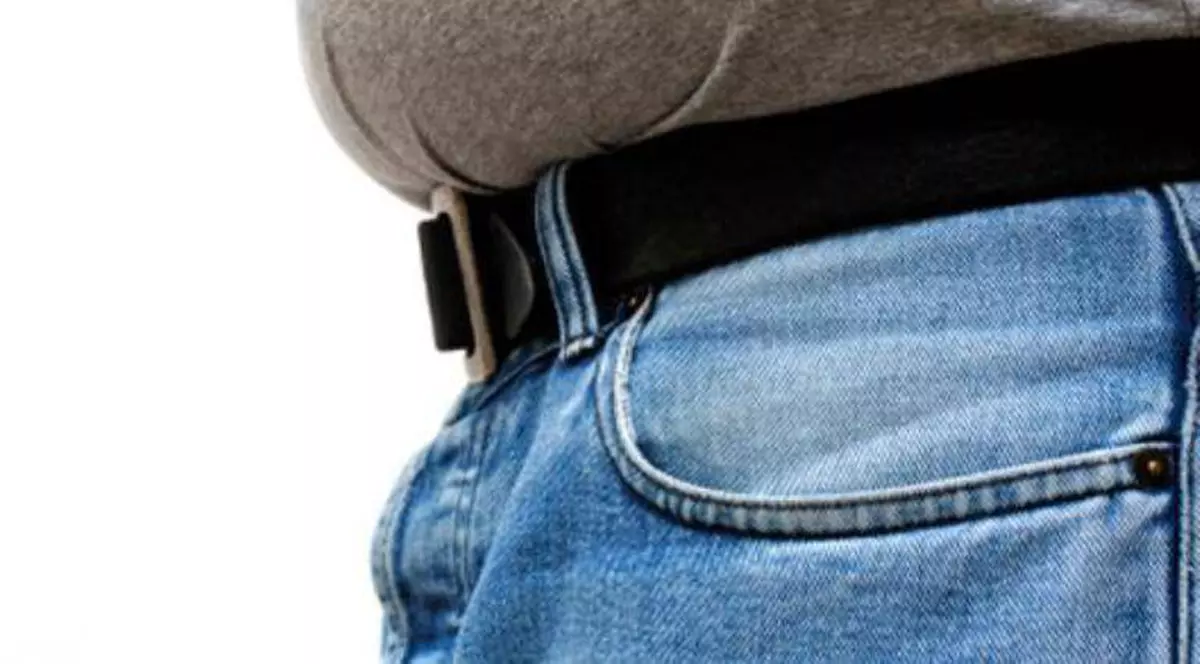 Porţi centuri strânse? Atenţie, RIŞTI SĂ FACI CANCER!