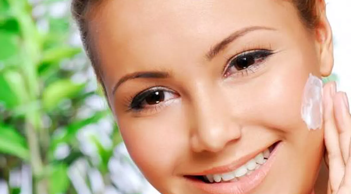 Scapă de riduri cu măşti naturale!