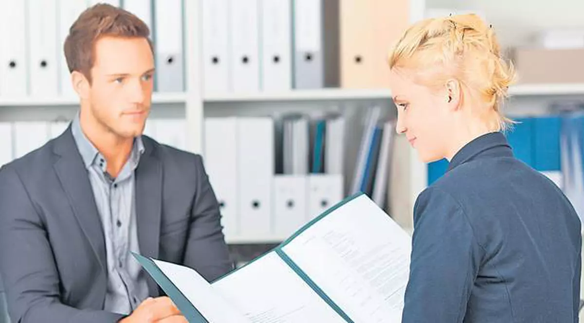 Peste 12.000 de locuri de muncă vacante în toată ţara. Se caută programatori 