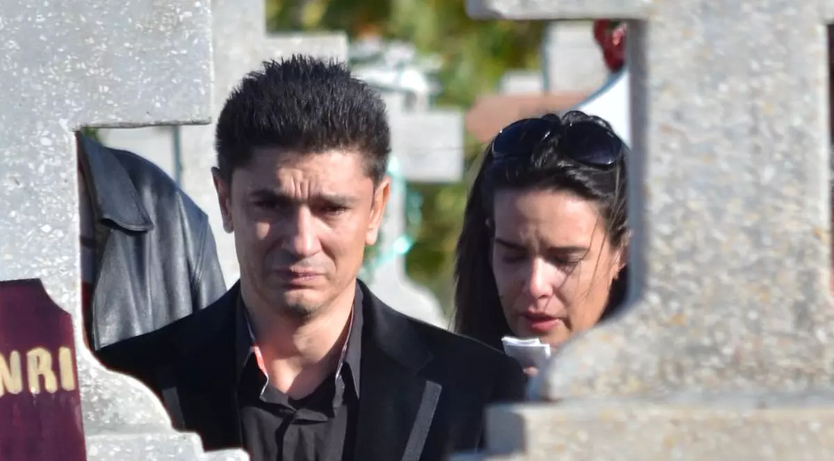 Luis Lazarus, DEVASTAT DE DURERE la înmormântarea mamei sale