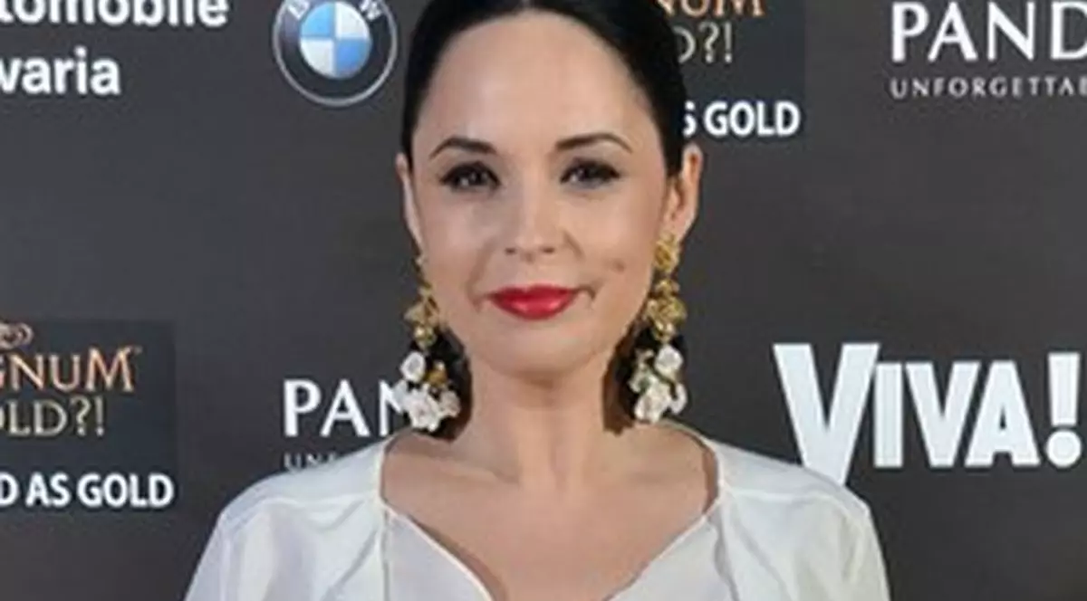 DIETA ANDREEI MARIN, VICTORIE SIGURĂ! Uite la CE MĂSURĂ A AJUNS ZÂNA, după ce până acum DOUĂ LUNI intra doar în "L"! VEI FI ULUIT!