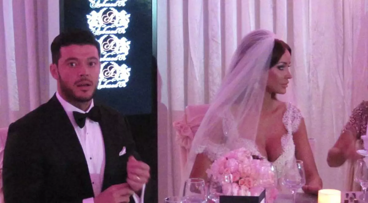 NUNTĂ BIANCA DRĂGUŞANU. Iată ce GAFE VESTIMENTARE MONUMENTALE au  făcut câteva invitate! FOTO