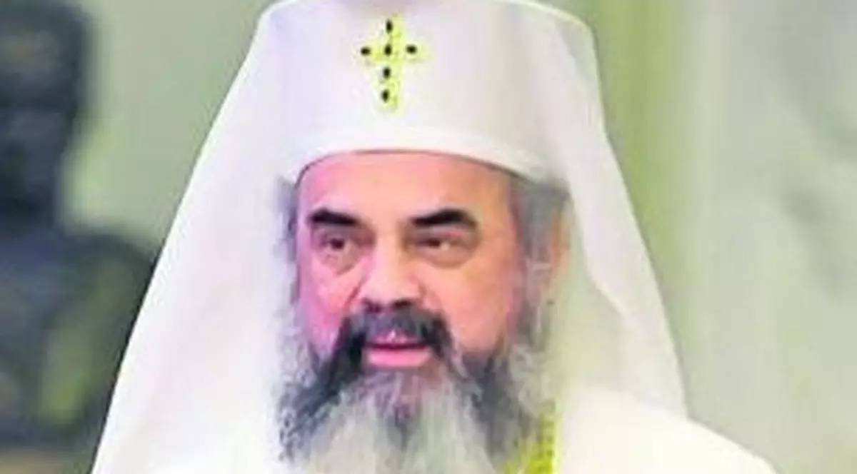 CÂND NU SE ŞTIE DE GLUMĂ. Iată CUM A AJUNS Regele Cioabă să îl DEA ÎN JUDECATĂ pe PATRIARHUL DANIEL