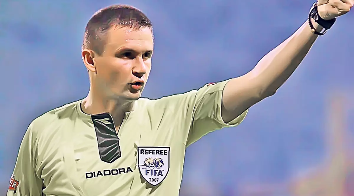 Arbitrul Cristi Balaj recunoaște că vrea să candideze la președinția FRF, în 2018: ”Am purtat discuții”