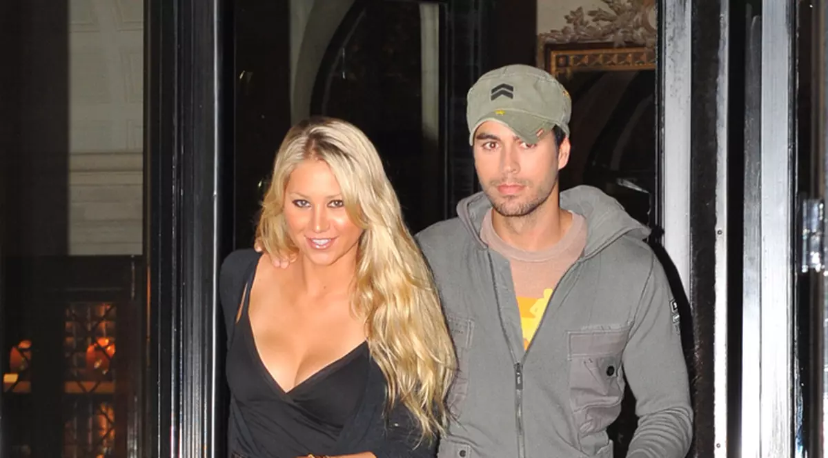 Încă o despărţire la Hollywood! L-a părăsit că nu o ia de nevastă