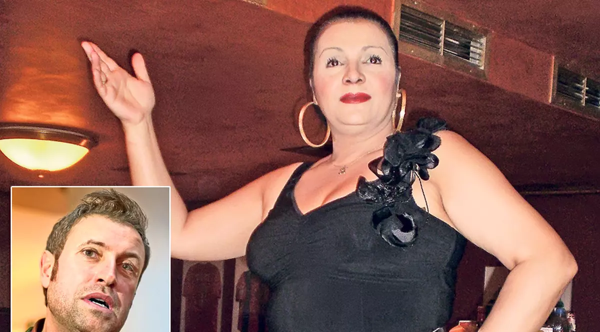 Cornelia Catanga nu se mărită dacă nu o năşeşte Bote!