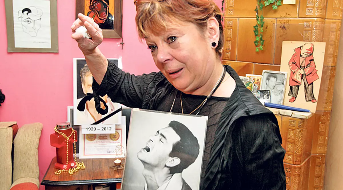 Anca Pandrea e supărată foc! Nu poate face colivă pentru parastasul lui Iura