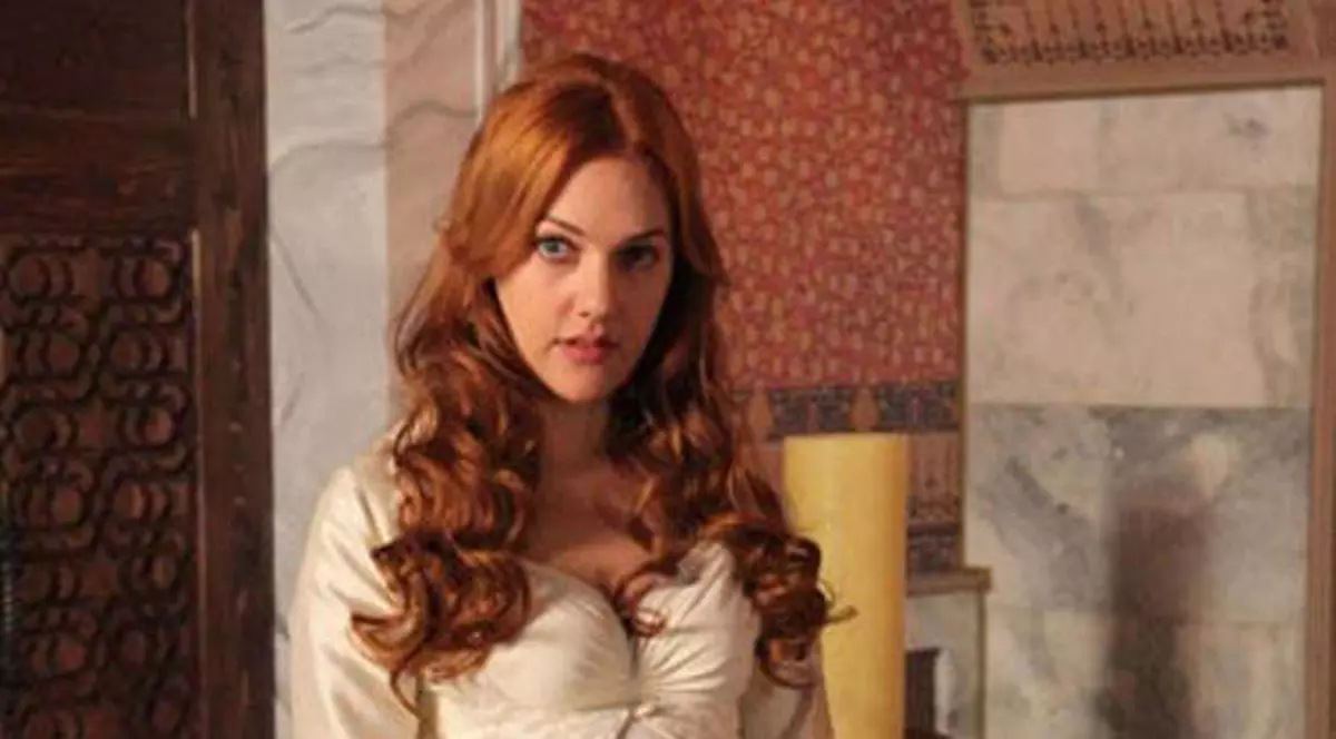 Fosta "Sultană Hurrem", ÎNSĂRCINATĂ ÎN 6 LUNI şi PĂRĂSITĂ DE IUBIT, ESTE ŞOMERĂ! 