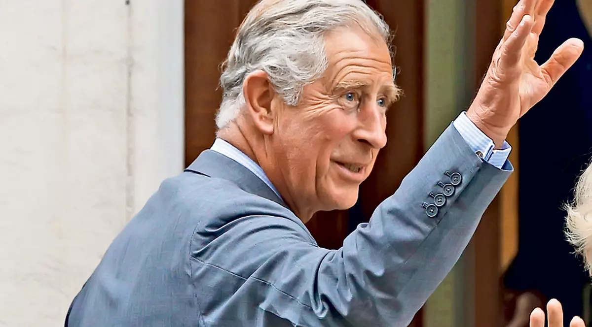 Prinţul Charles, scos la pensie înainte de a fi rege! Moştenitorul Coroanei britanice a împlinit ieri 65 de ani