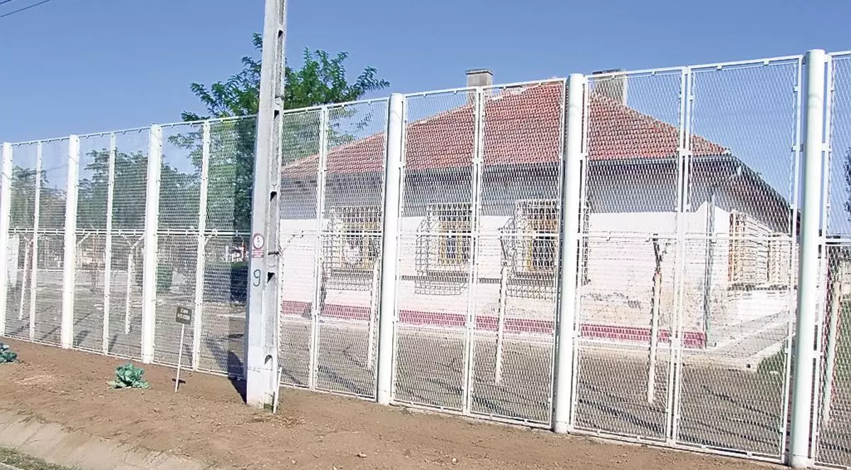 Sindicatele angajaților din penitenciare dau vina pe televiziuni pentru revoltele din pușcării