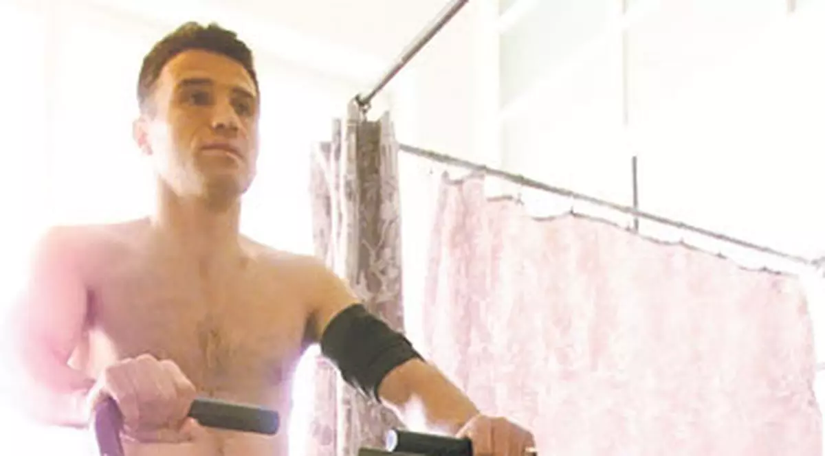 Tăiat la gât! Un fost mare internaţional, jucător de bază în “Generaţia de Aur”, trece prin momente foarte grele