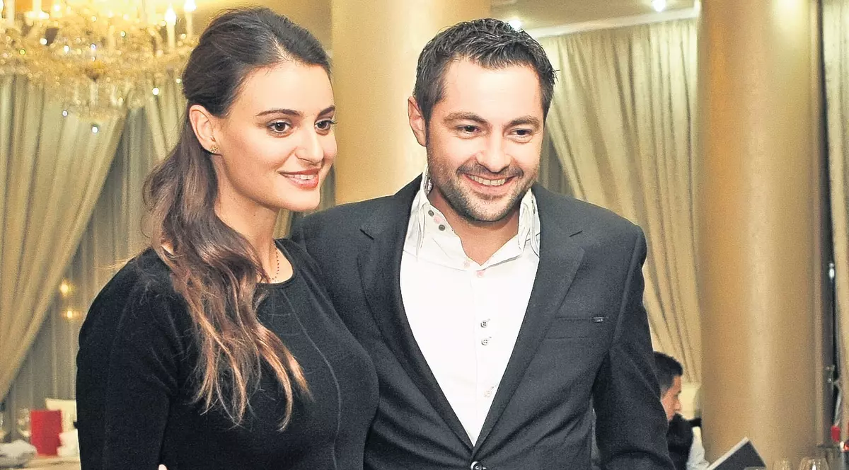 "Penelope Cruz de România" se iubeşte cu ex-ul Corinei Dănilă