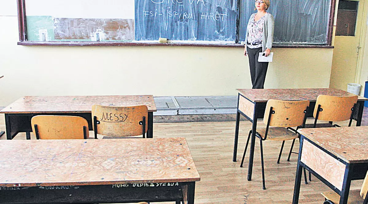 Profesorii vor să îngheţe ANUL ŞCOLAR! 