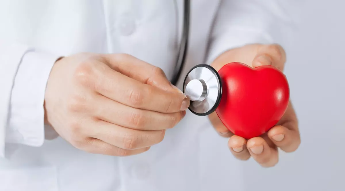 Bolile cardiovasculare, motivul deceselor în rândul bărbaţilor din România