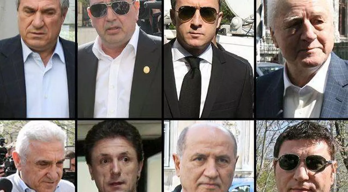 Doi martori în «Dosarul transferurilor», amendaţi cu câte 3.000 de lei