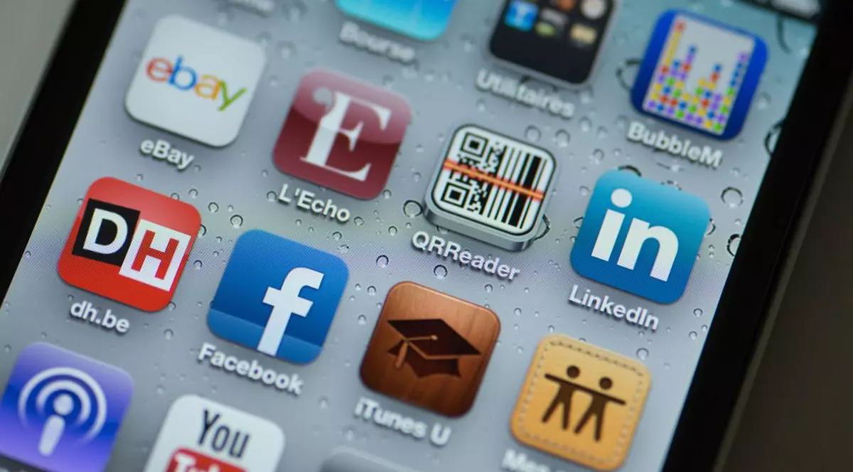 Facebook pregăteşte un nou buton. Află ce funcţie va avea!