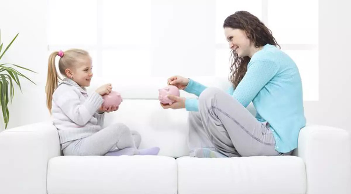 Aşa faci rost de MAI MULŢI BANI pentru SĂRBĂTORI!