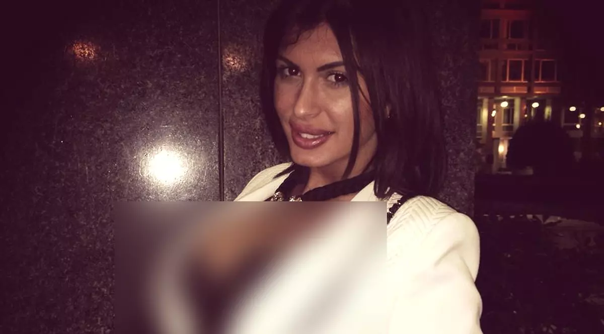 Mădălina Pamfile, ELEGANTĂ ŞI FĂRĂ SUTIEN! Uite cum ŞI-A ÎNNEBUNIT AMICII de pe Facebook | FOTO ÎN ARTICOL