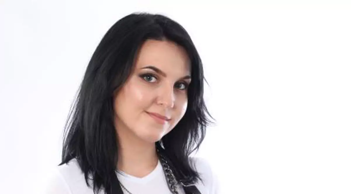 Machiază-te în functie de forma feţei!