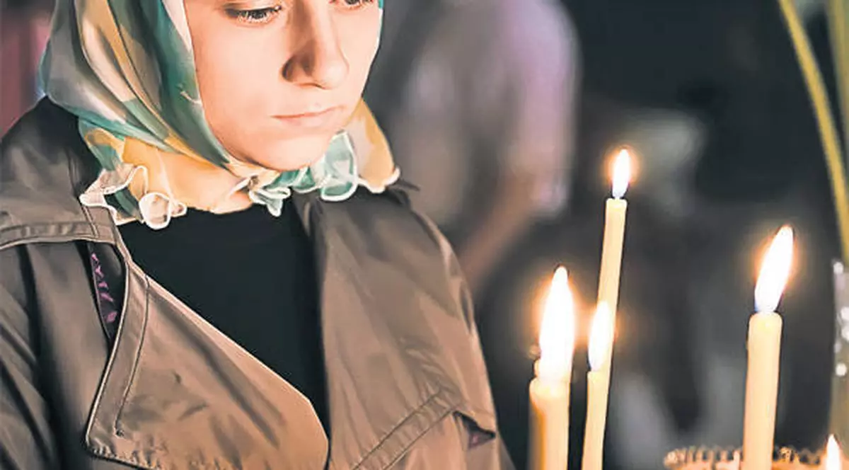 MÂINE începe POSTUL CRĂCIUNULUI! Vezi ce SUPERSTIŢII ŞI OBICEIURI se respectă!