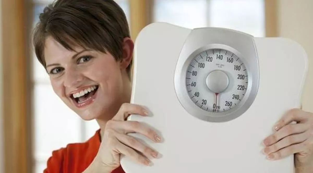4 greşeli în dietă din cauza cărora nu poţi slăbi