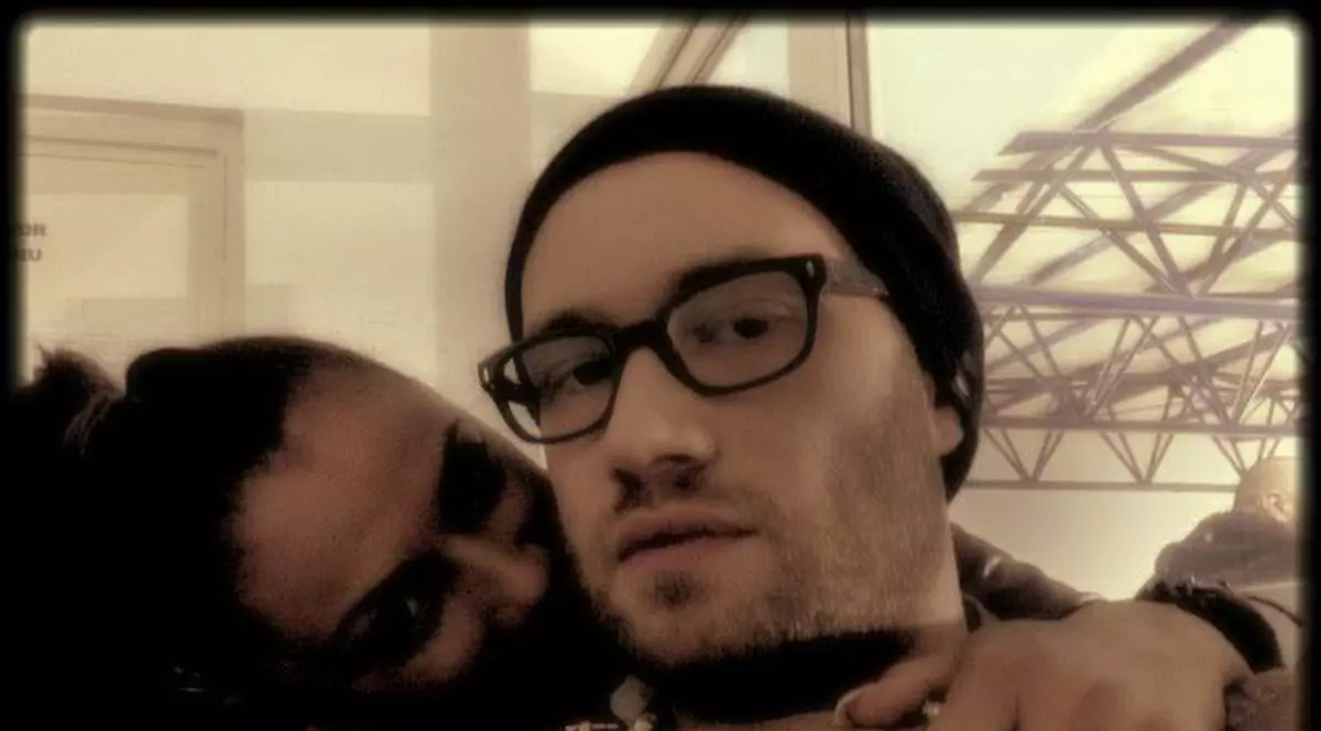 Roxana Vancea, îmbrăţişată cu Bendeac. Uite ce drăgăstoşi sunt!