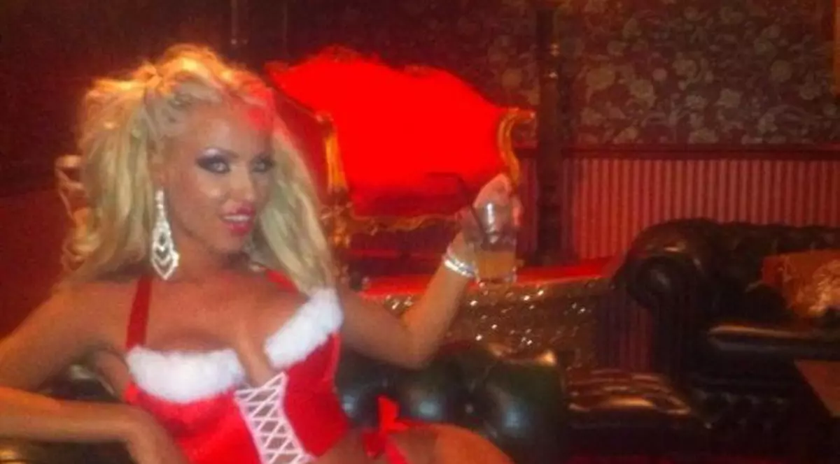 Loredana Chivu ÎNCINGE PODIUMUL în Regie