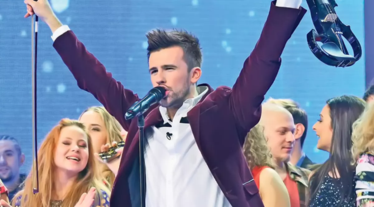 Lucruri neștiute despre Florin Ristei, câștigătorul de la X Factor: Era frumos, rușinos și interpreta roluri de fetițe! EXCLUSIV