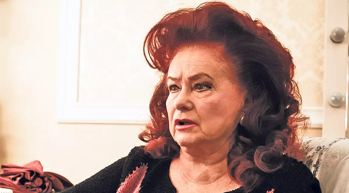 EXCLUSIV | POVEŞTI CUTREMURĂTOARE trăite de VEDETE chiar de REVELION! DEZVĂLUIRILE DUREROASE te vor impresiona până la lacrimi