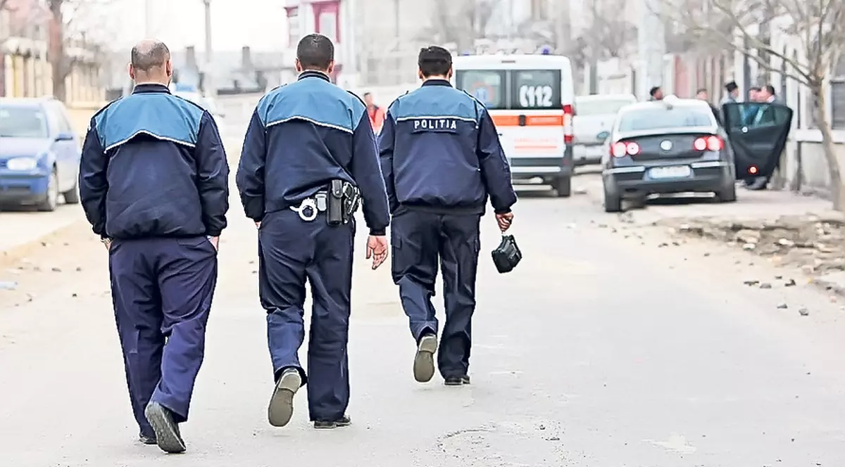 Țară, țară vrem polițiști! ”Internele” scot la ”mezat” 2.000 de posturi pentru civili